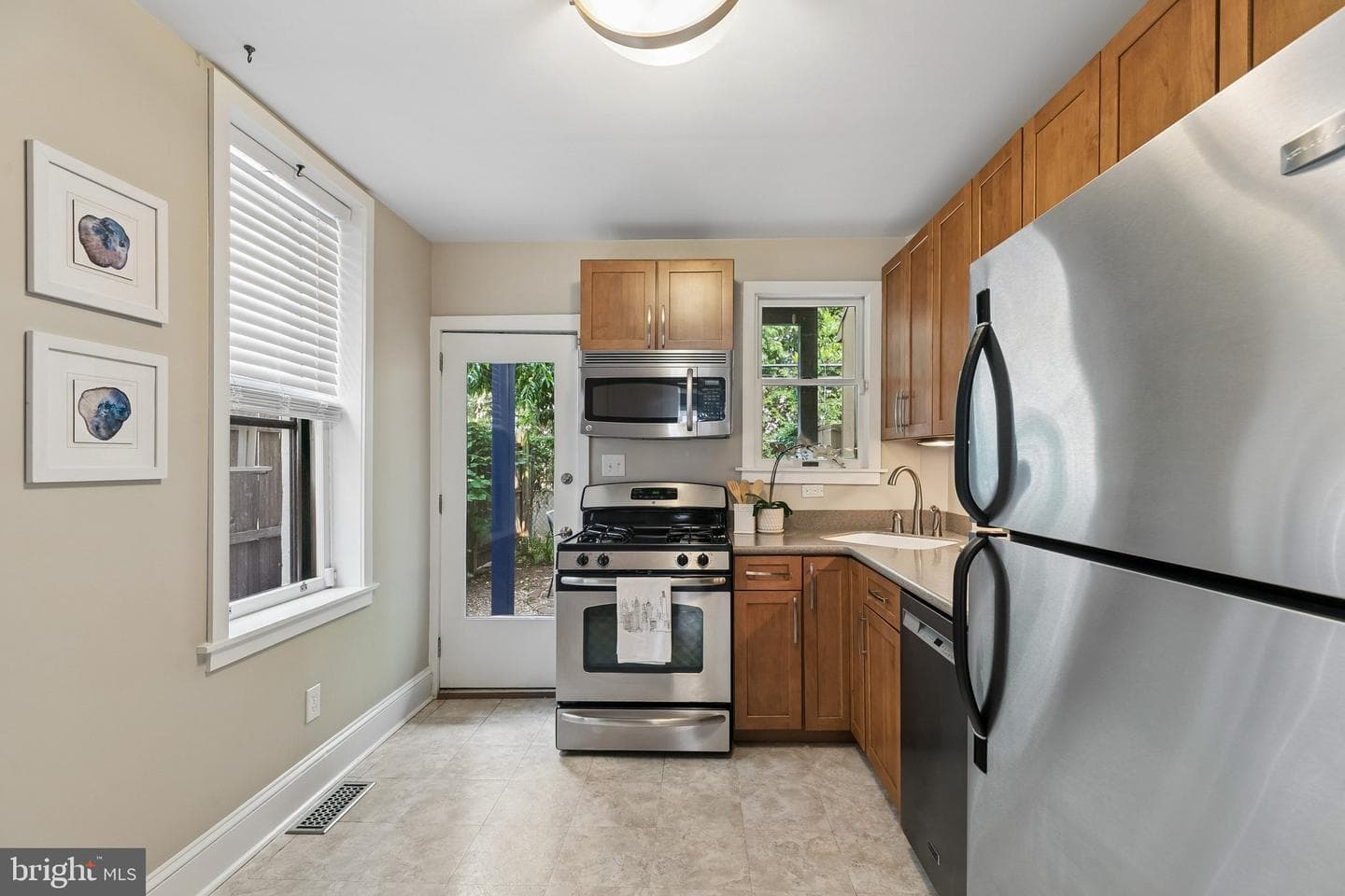 621 S Bambrey Street photo 11