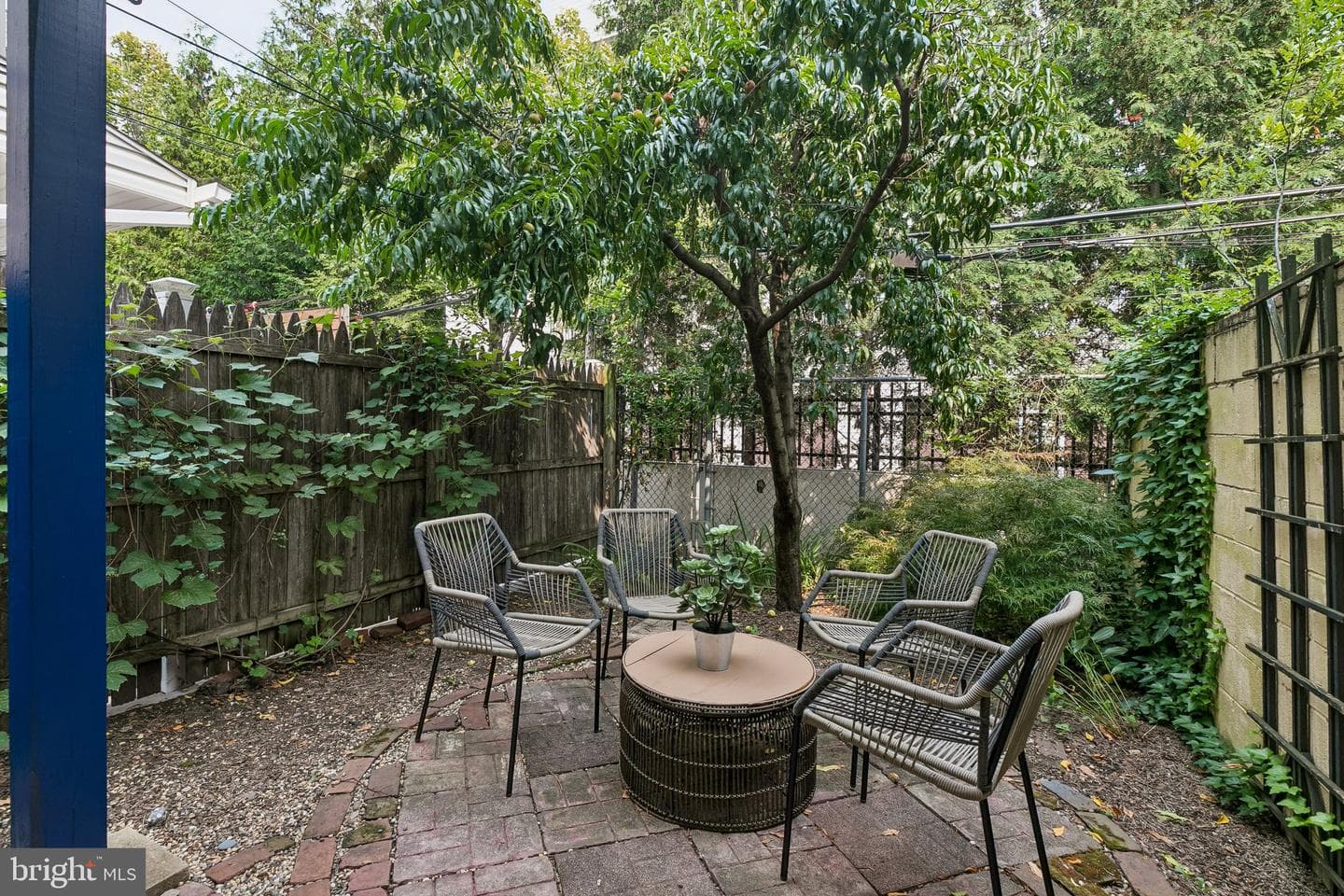 621 S Bambrey Street photo 26