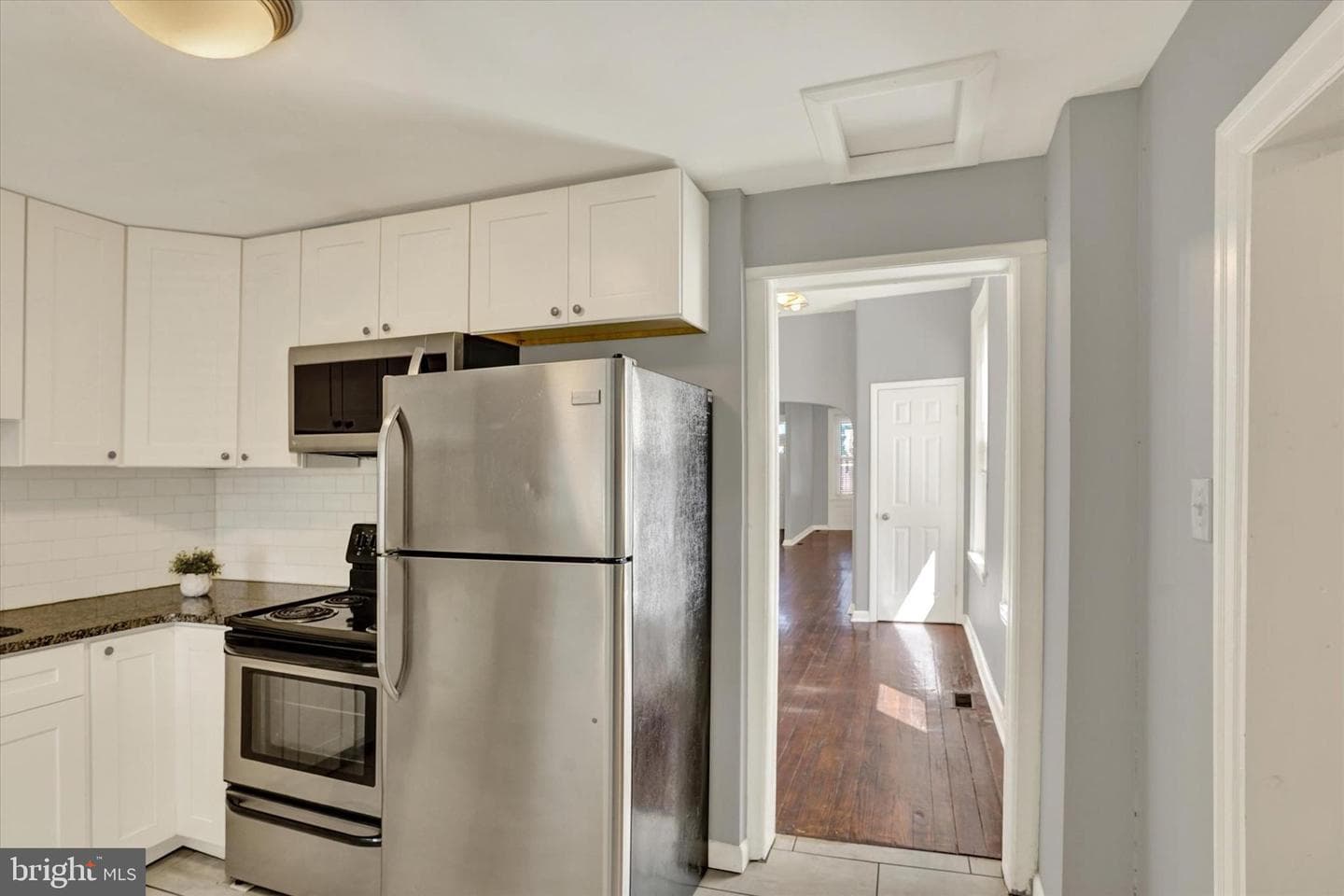 159 Hermitage Street photo 9