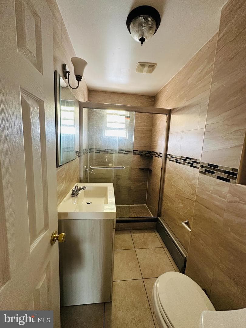 1218 Mckean Street photo 23