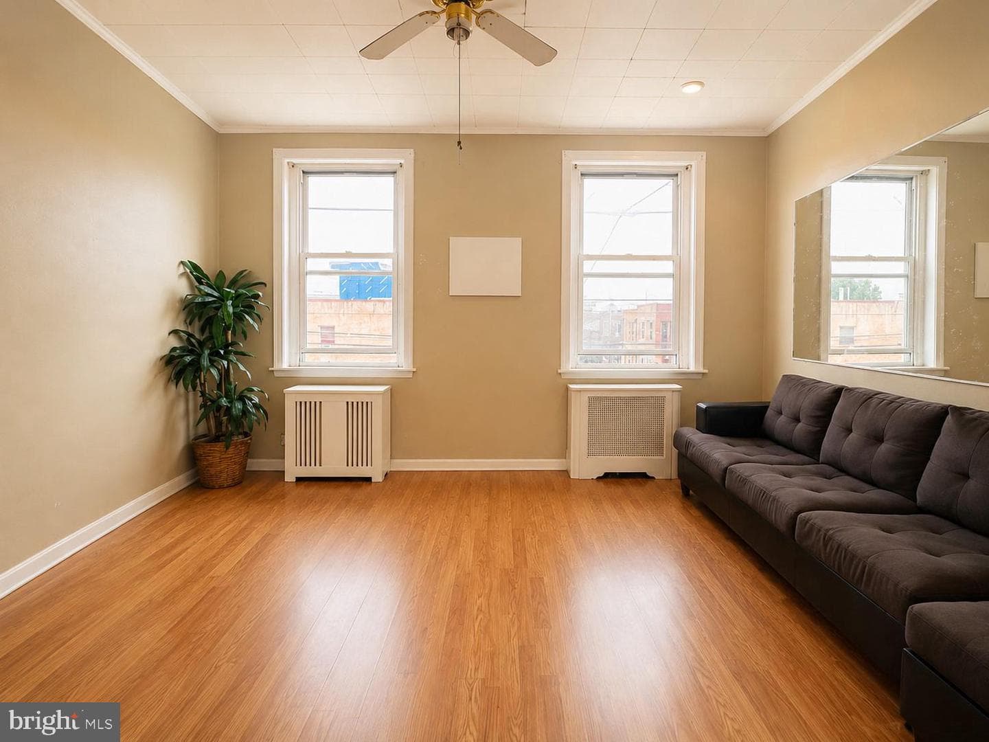 1218 Mckean Street photo 4