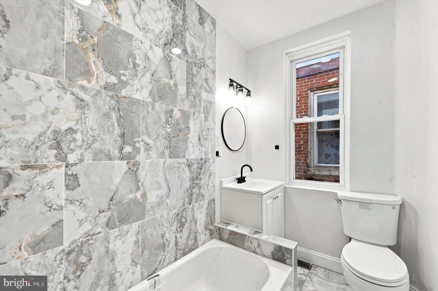 5539 Regent Street photo 18