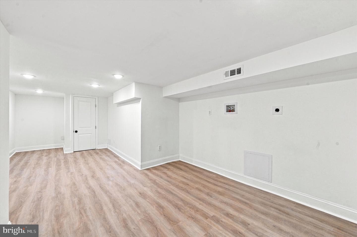 5539 Regent Street photo 23