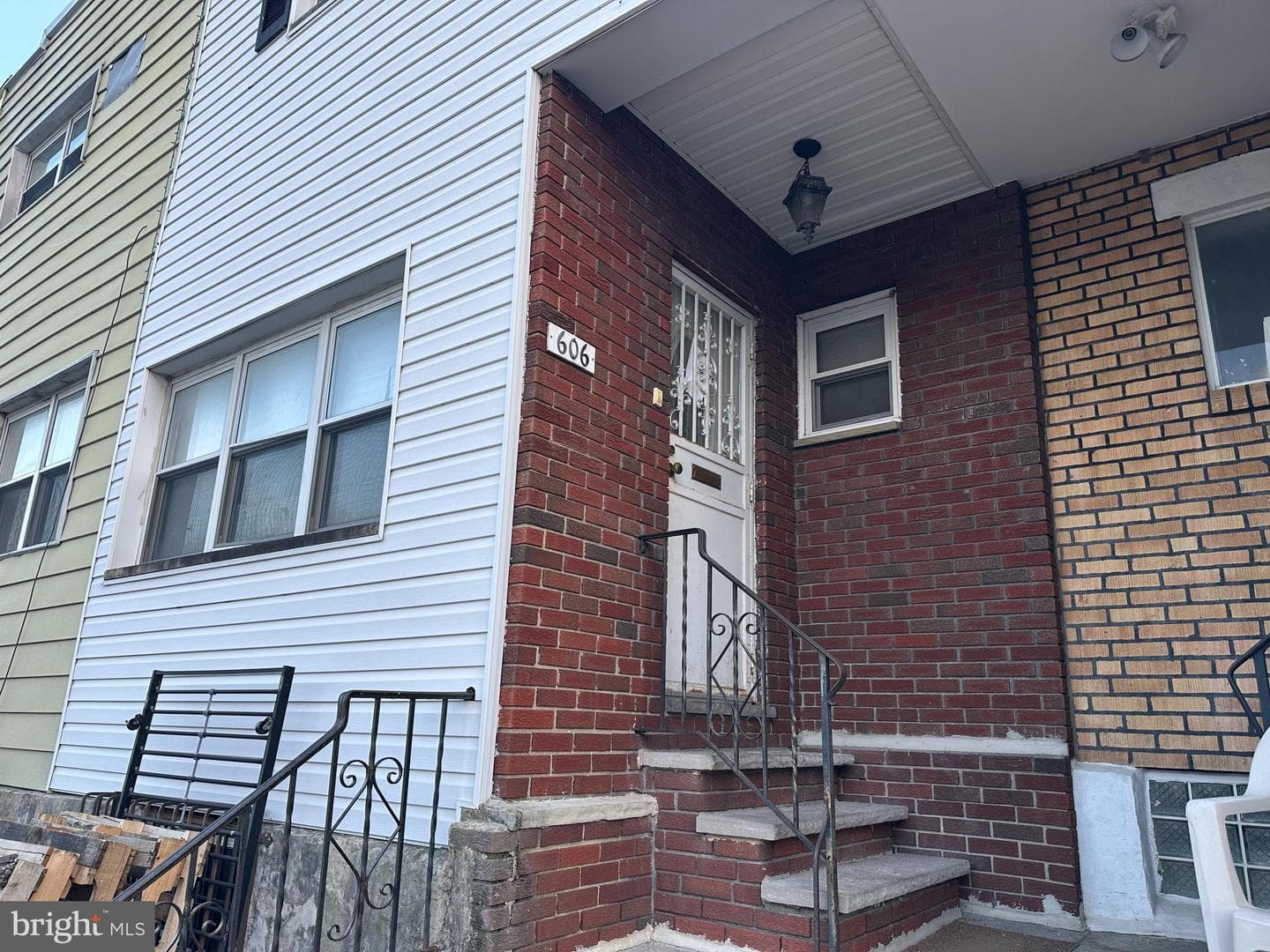 606 Johnston Street photo 3