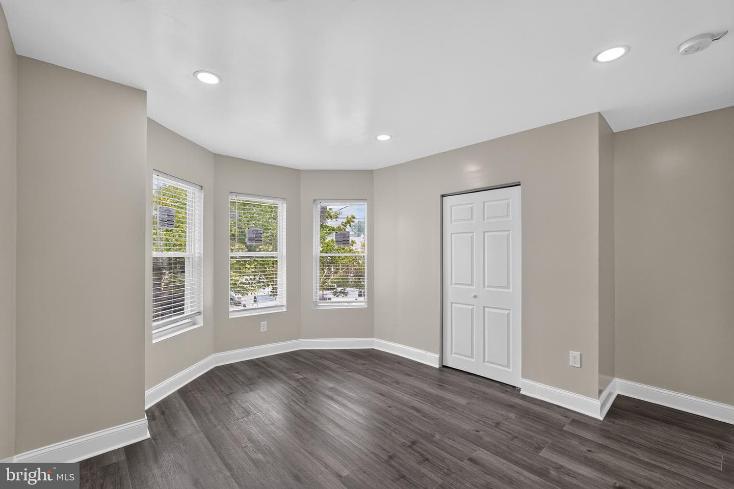 1467 N 60th Street photo 16