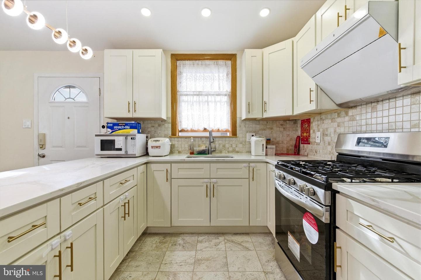 730 Charette Road photo 7
