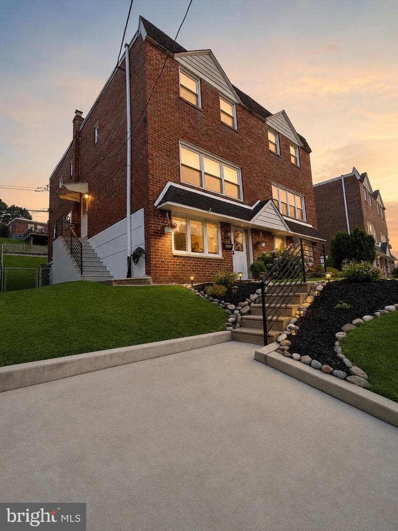 7240 Valley Avenue, Philadelphia
