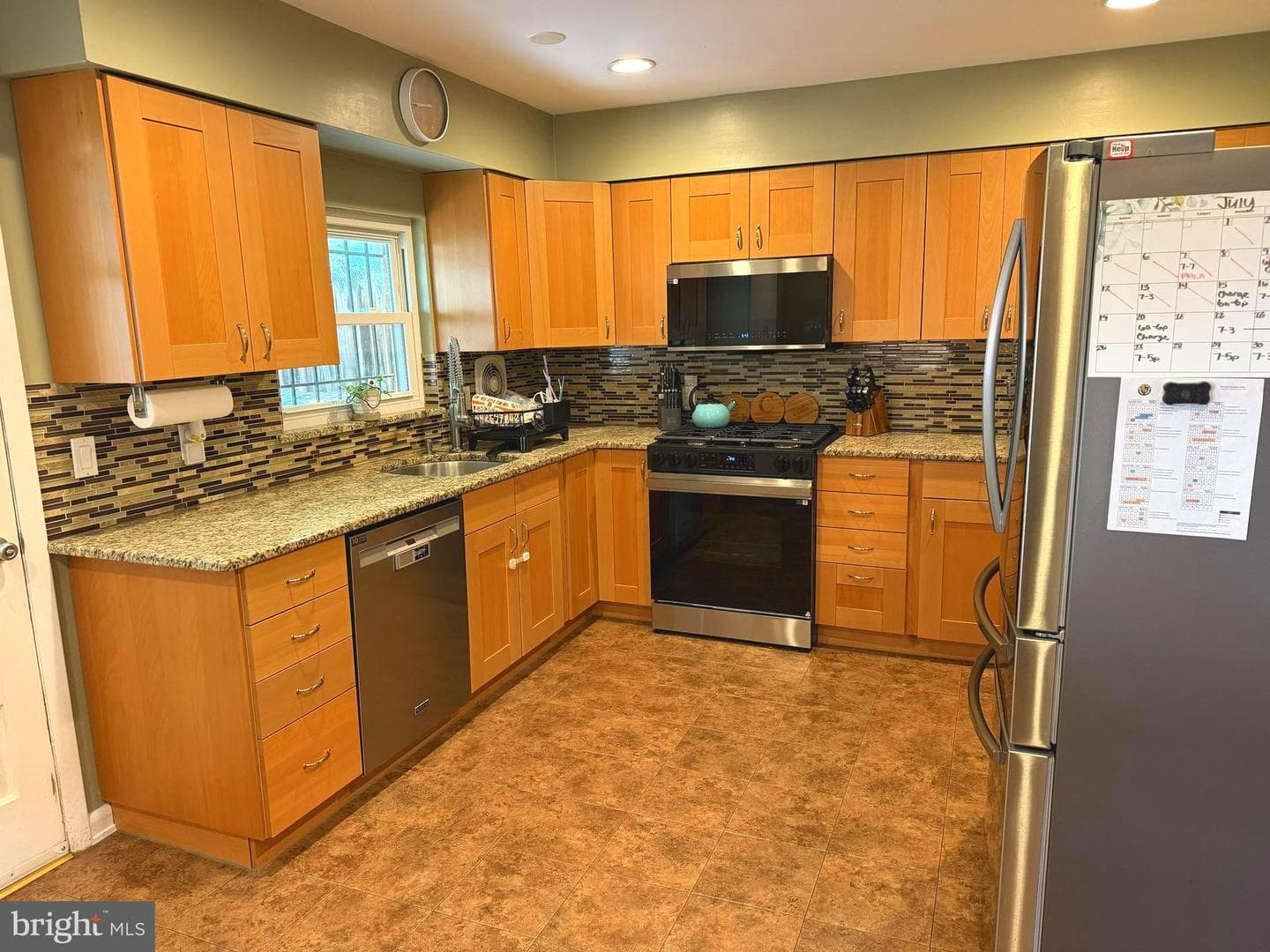 7240 Valley Avenue photo 11