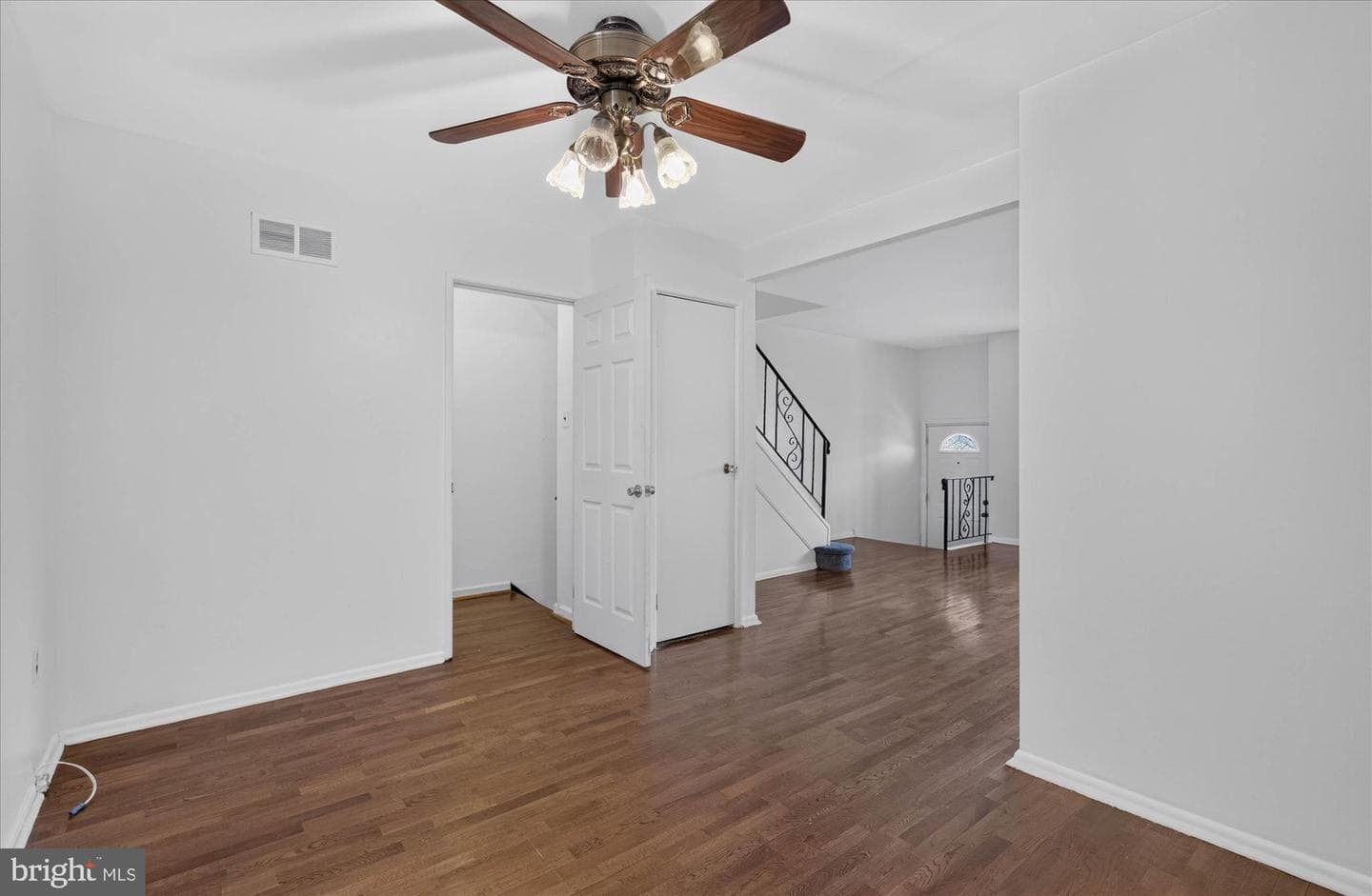4209 Lackland Place photo 10