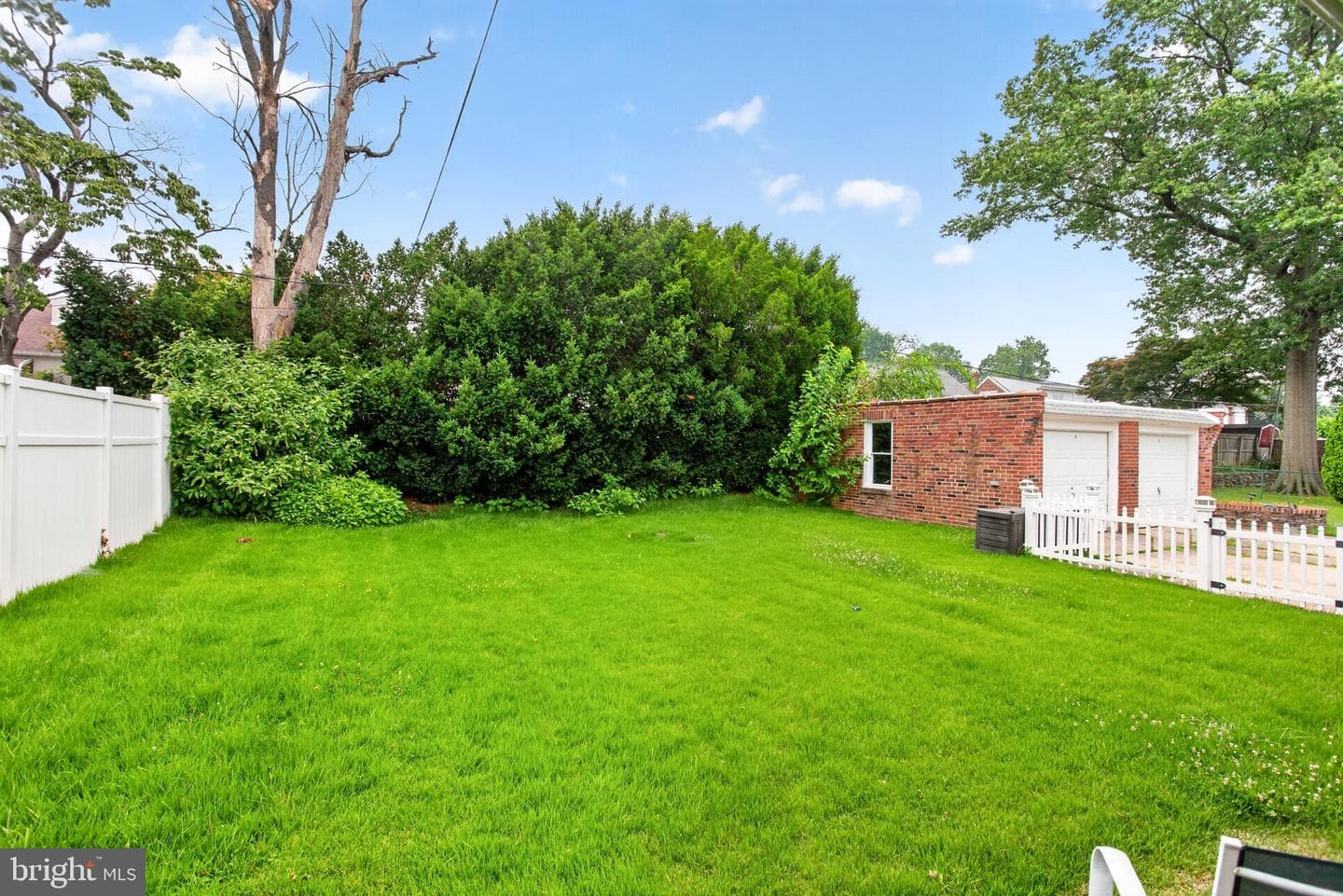 919 Hartel Avenue photo 39