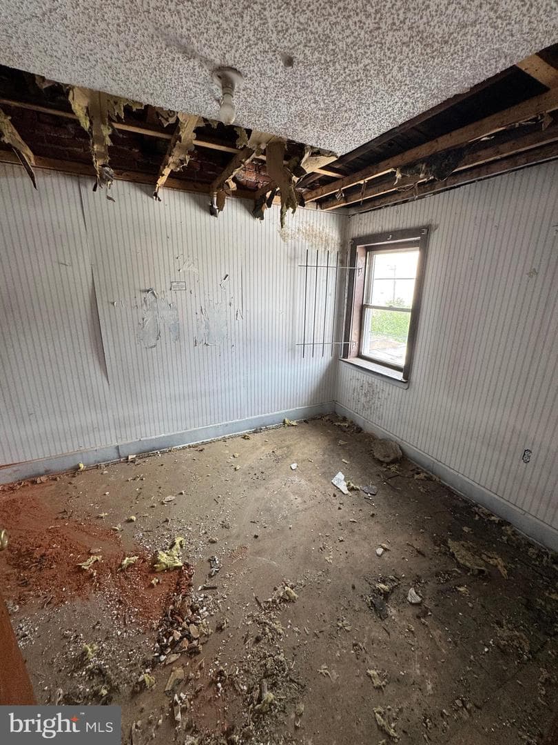 2207 W Oxford Street photo 15