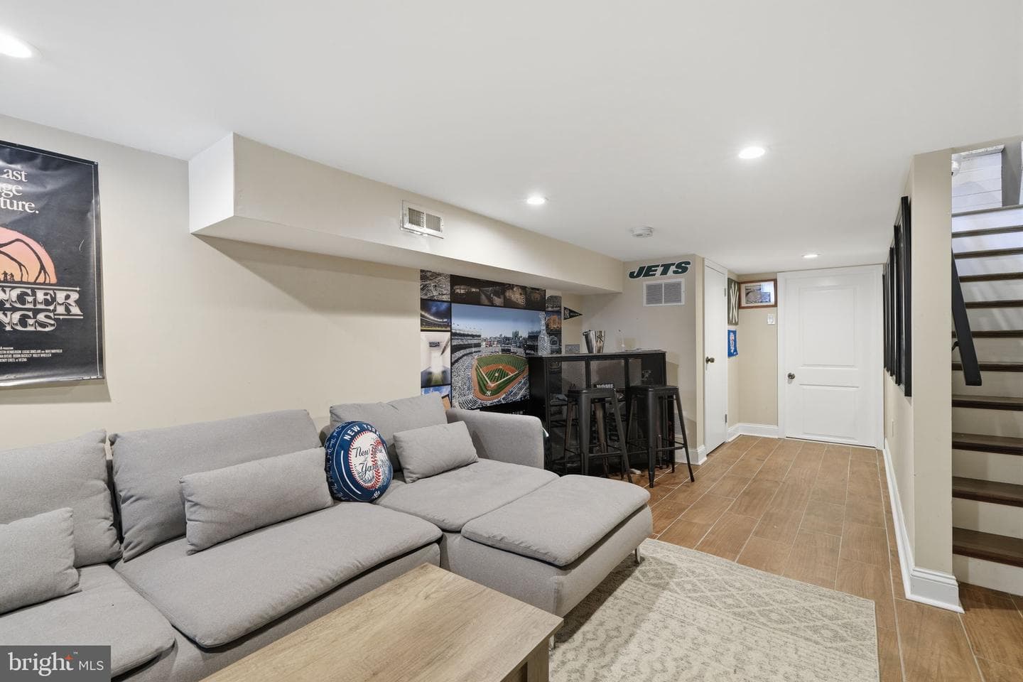 2023 Moore Street photo 22