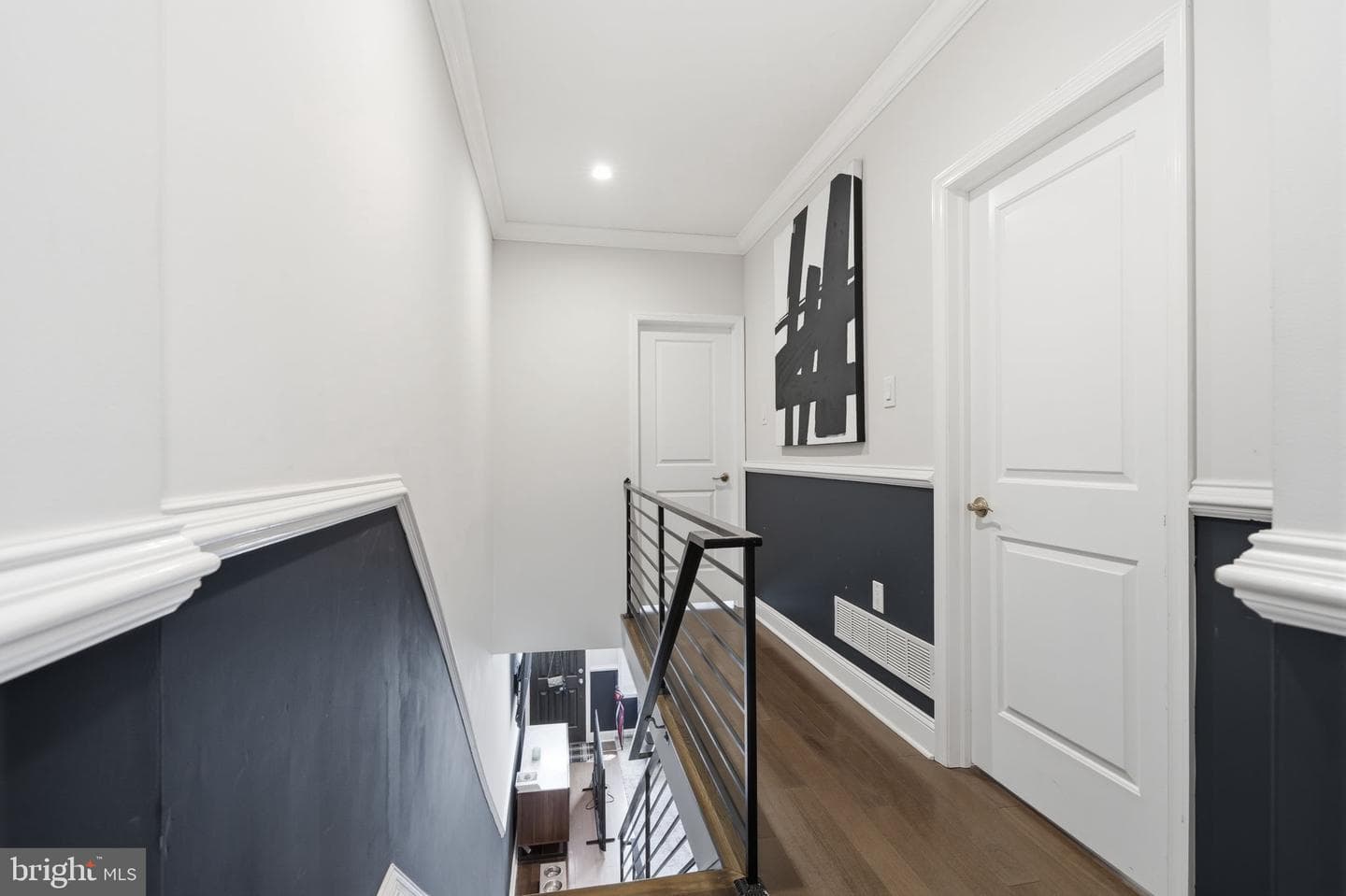 2023 Moore Street photo 25