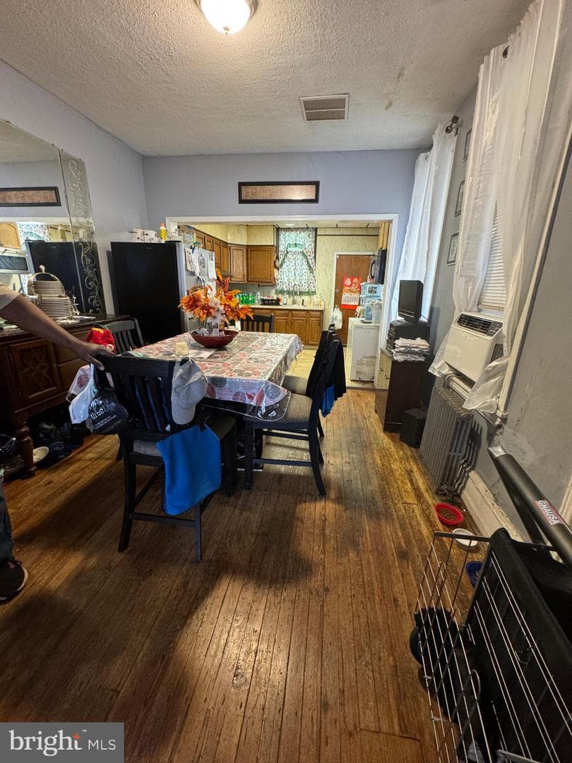 2221 Tasker Street photo 13