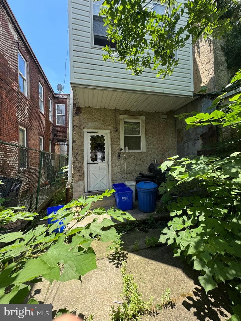 2221 Tasker Street photo 22