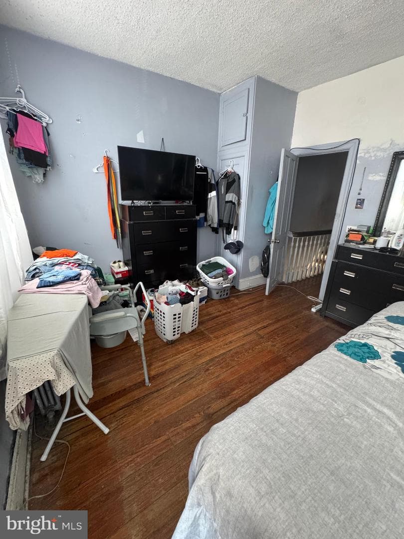 2221 Tasker Street photo 4