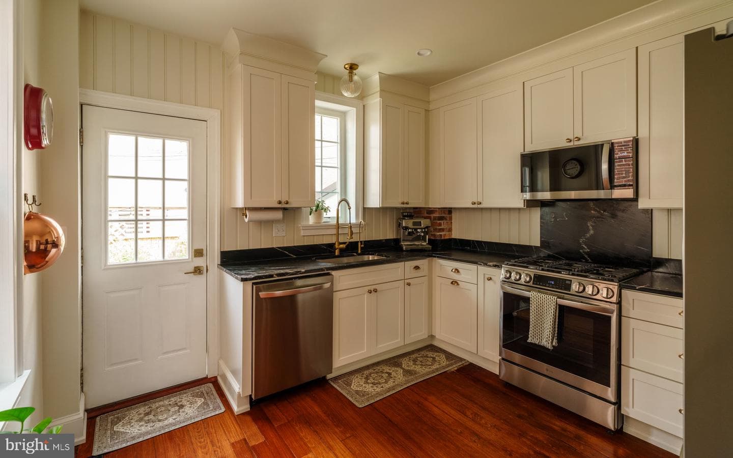 2521 Brown Street photo 25