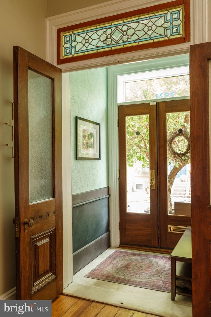 2521 Brown Street photo 6