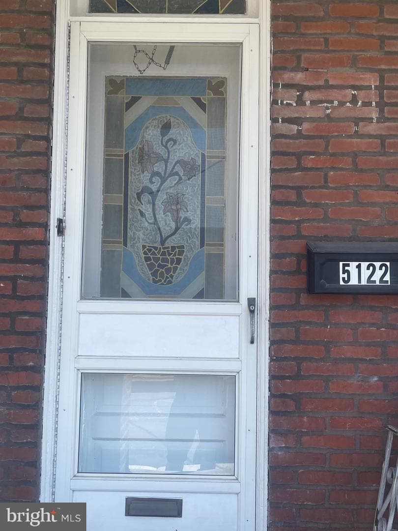 5122 Tulip, Philadelphia