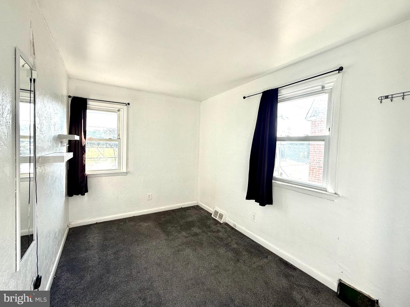 1413 Southampton Road photo 11
