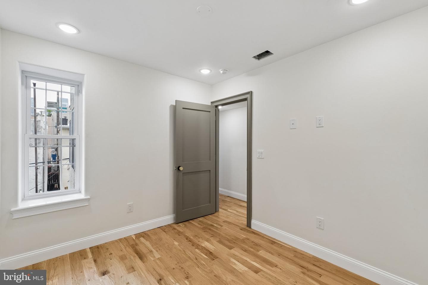 1731 Christian Street photo 21