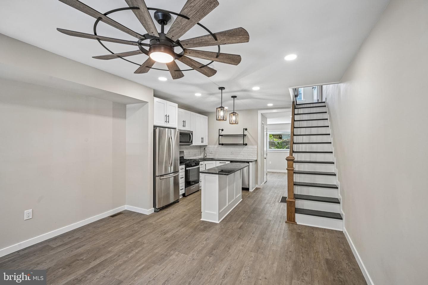 518 Greenwich Street photo 4