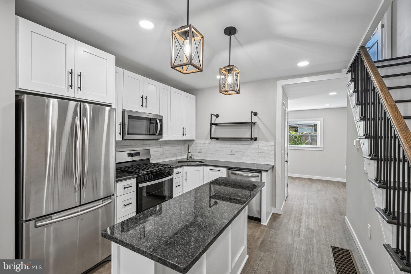 518 Greenwich Street photo 6