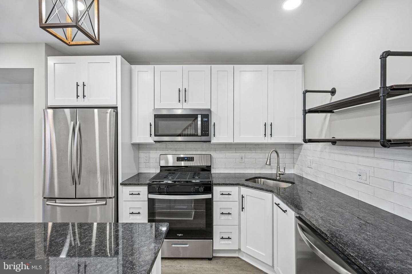 518 Greenwich Street photo 7