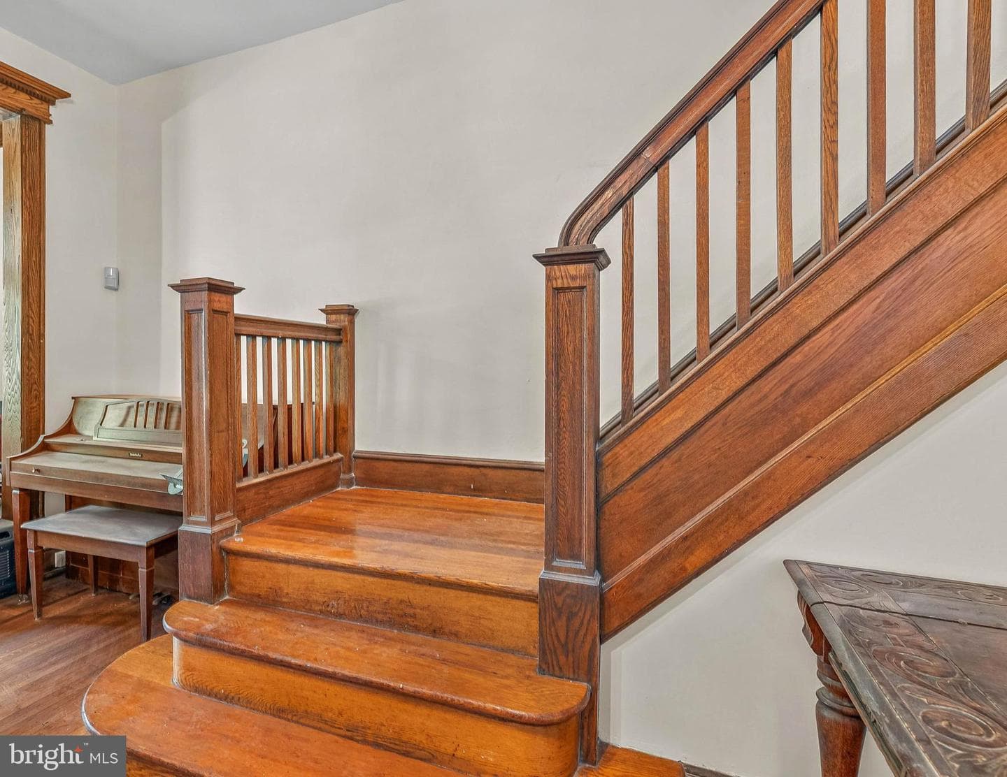 4239 Osage Avenue photo 9