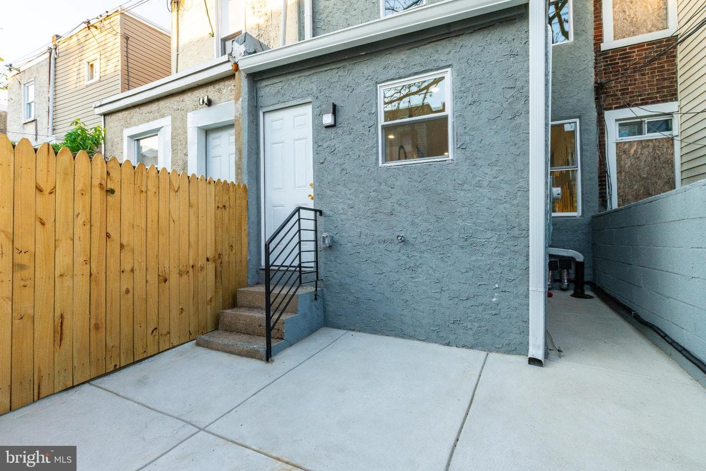 2074 Birch Street photo 18