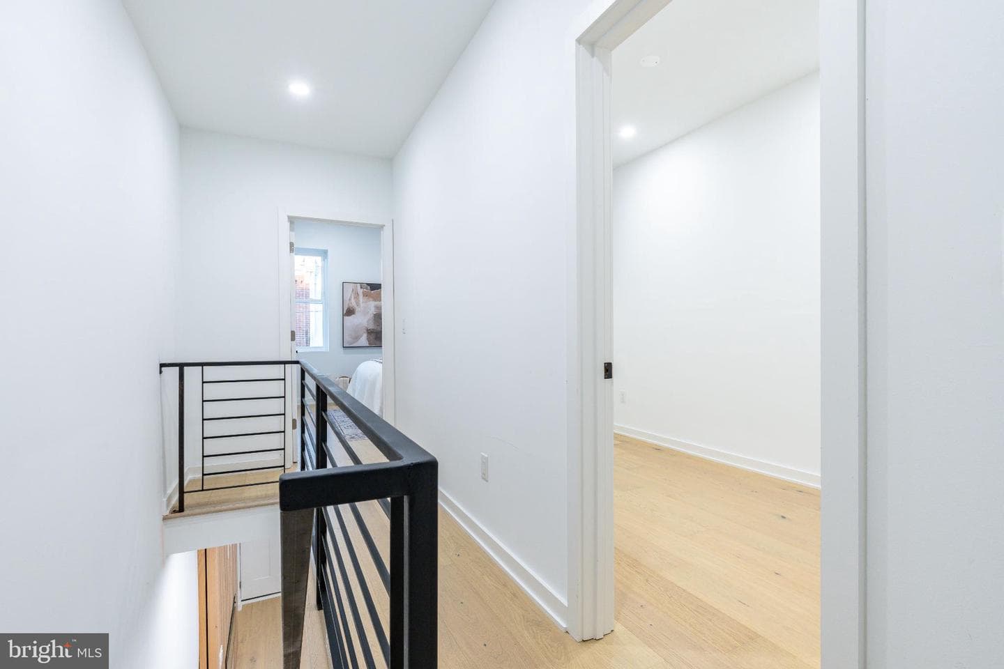 2074 Birch Street photo 19