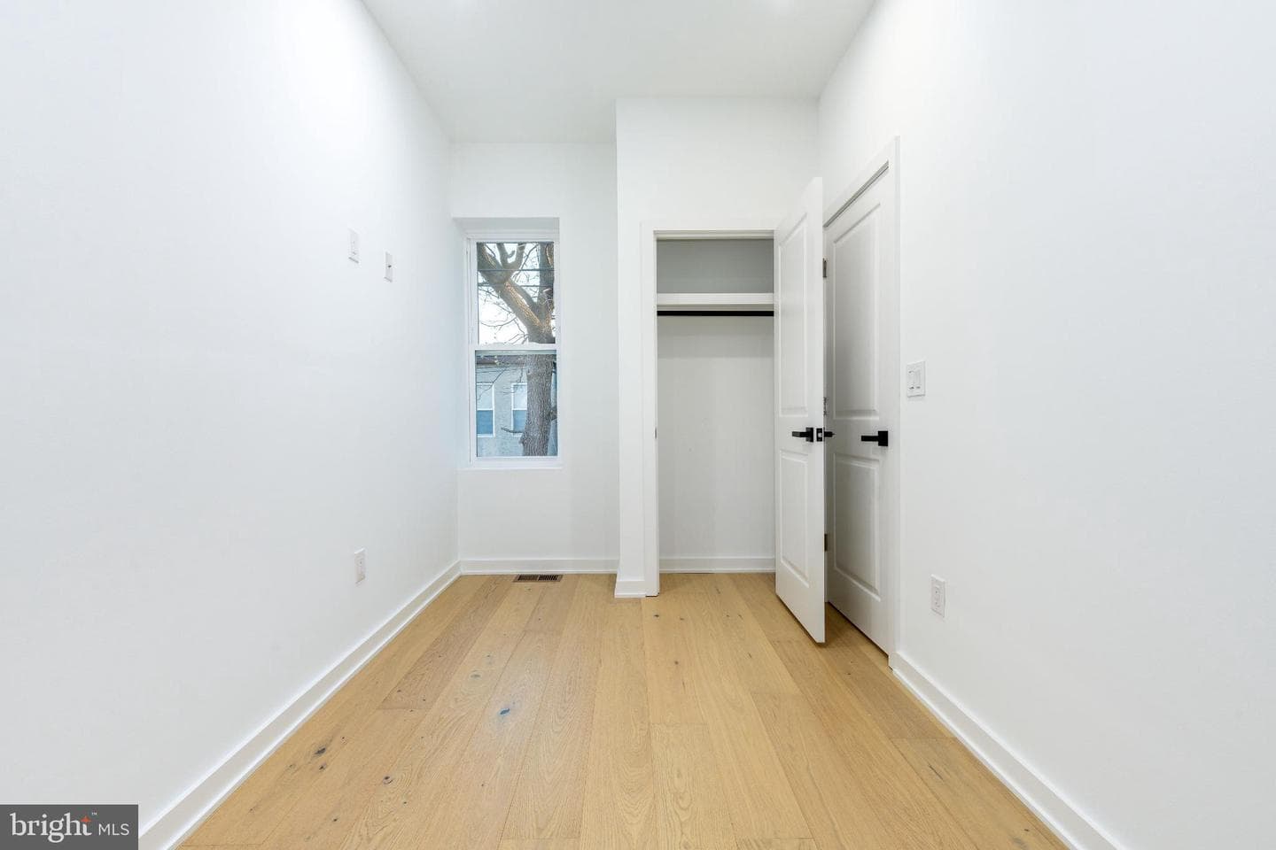2074 Birch Street photo 26