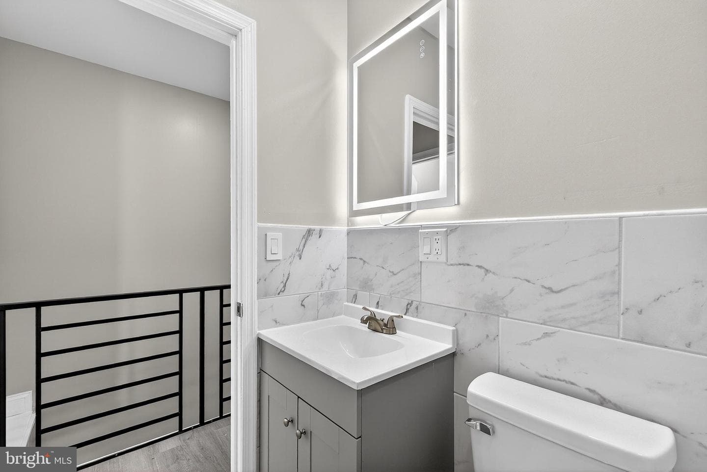 5443 Irving Street photo 27