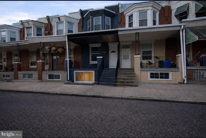 5443 Irving Street photo 3