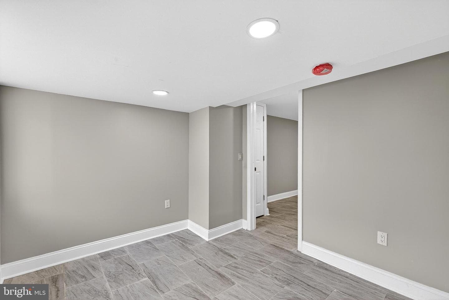 5443 Irving Street photo 36