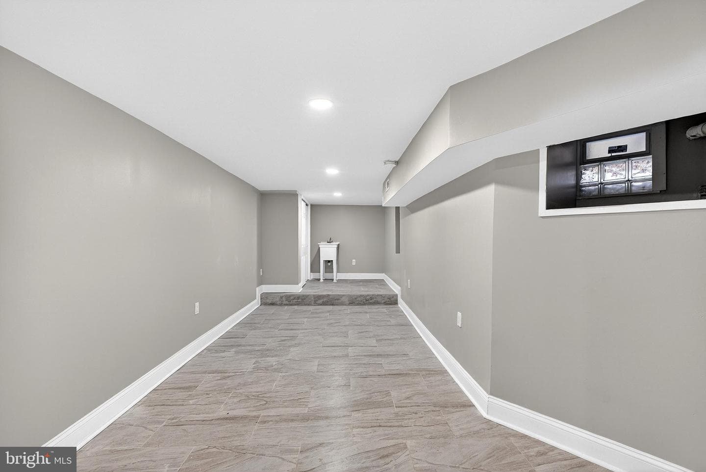 5443 Irving Street photo 41