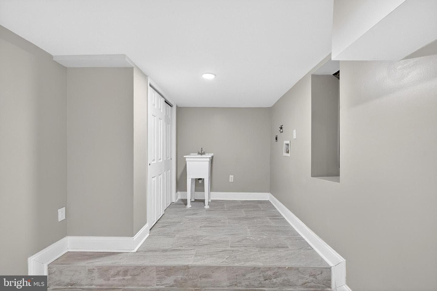 5443 Irving Street photo 44