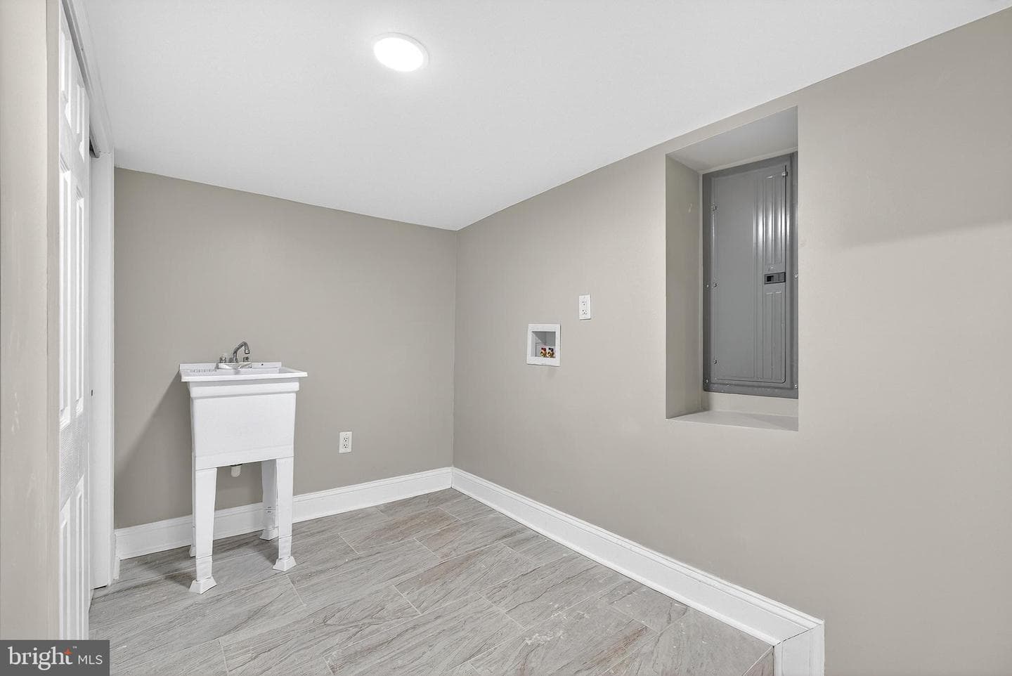 5443 Irving Street photo 45