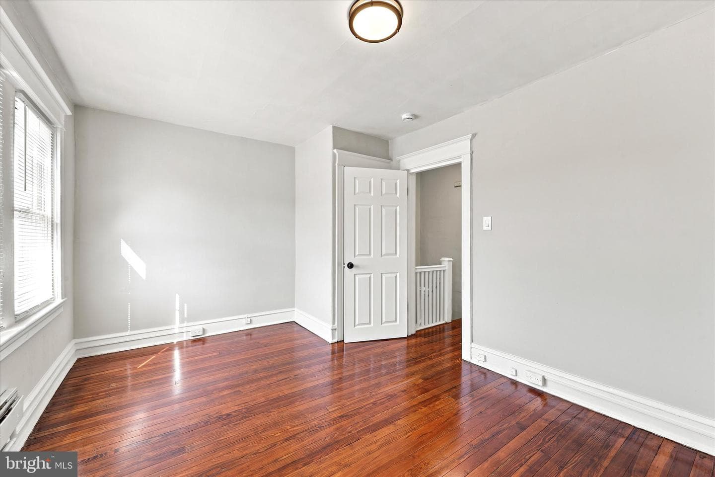 5329 Turner Street photo 12