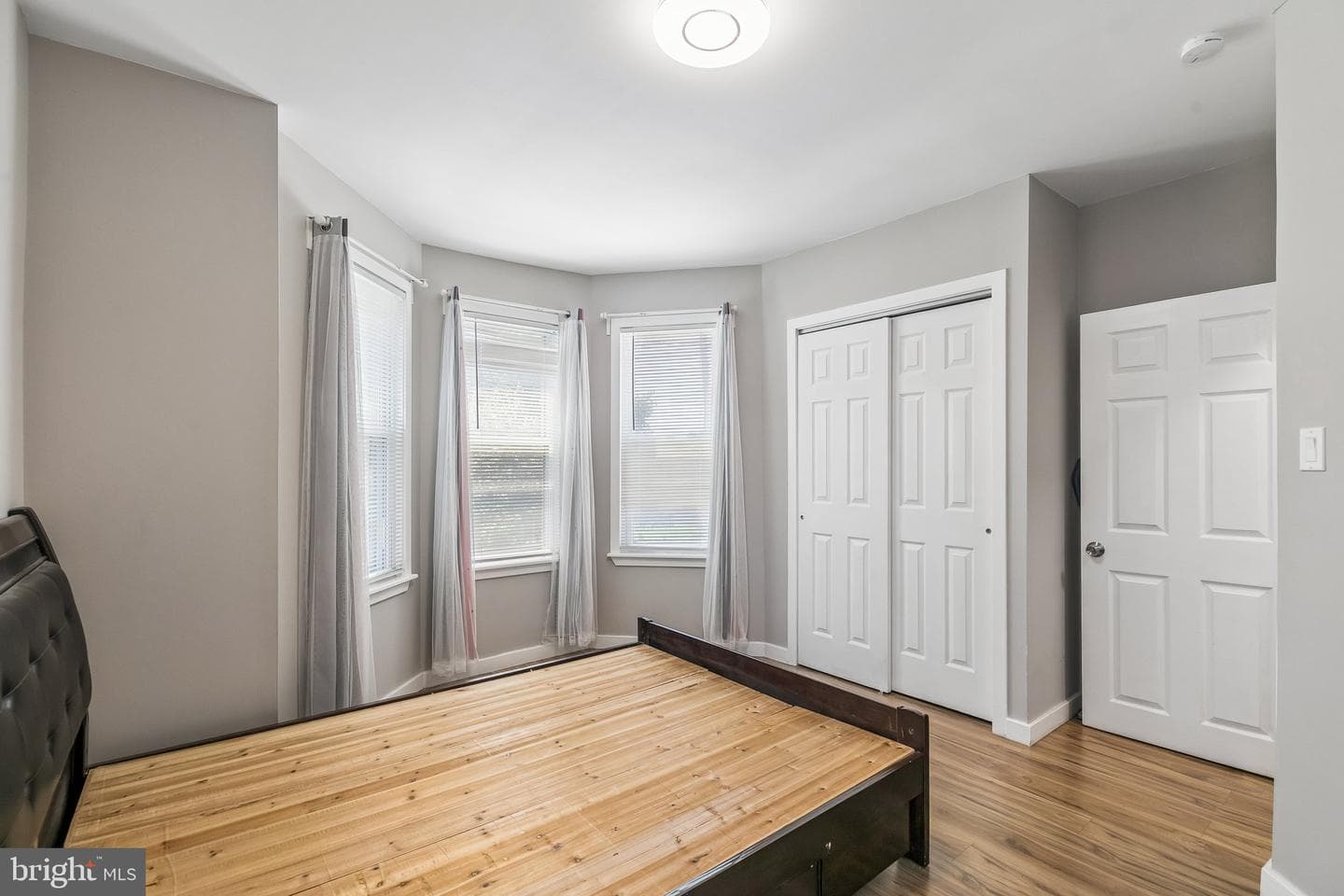 7010 Hegerman Street photo 32