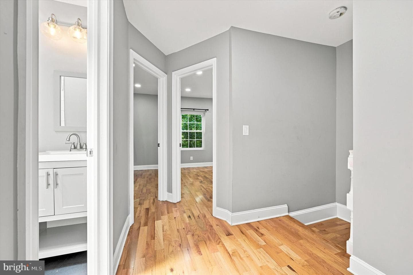 33 E Gorgas Lane photo 19