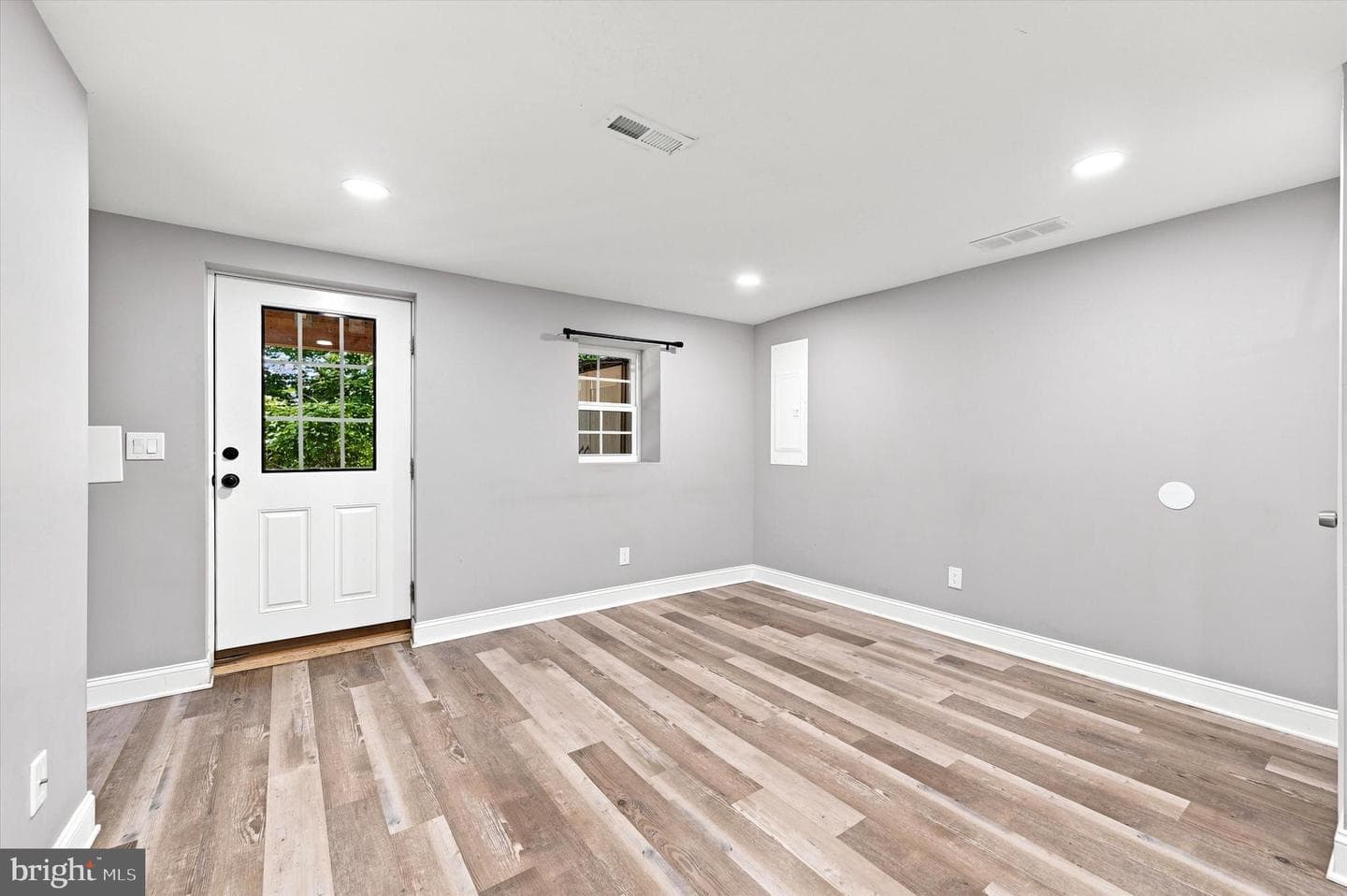 33 E Gorgas Lane photo 21