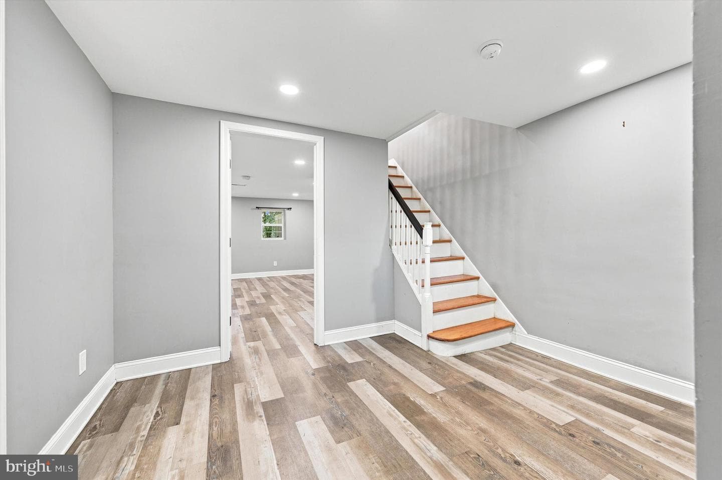 33 E Gorgas Lane photo 24