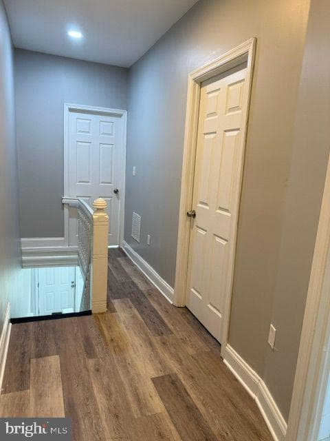 2322 N Lambert Street photo 9