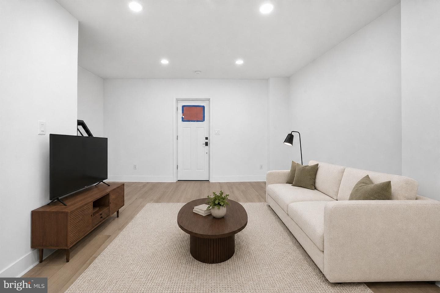 6621 N Uber Street photo 10