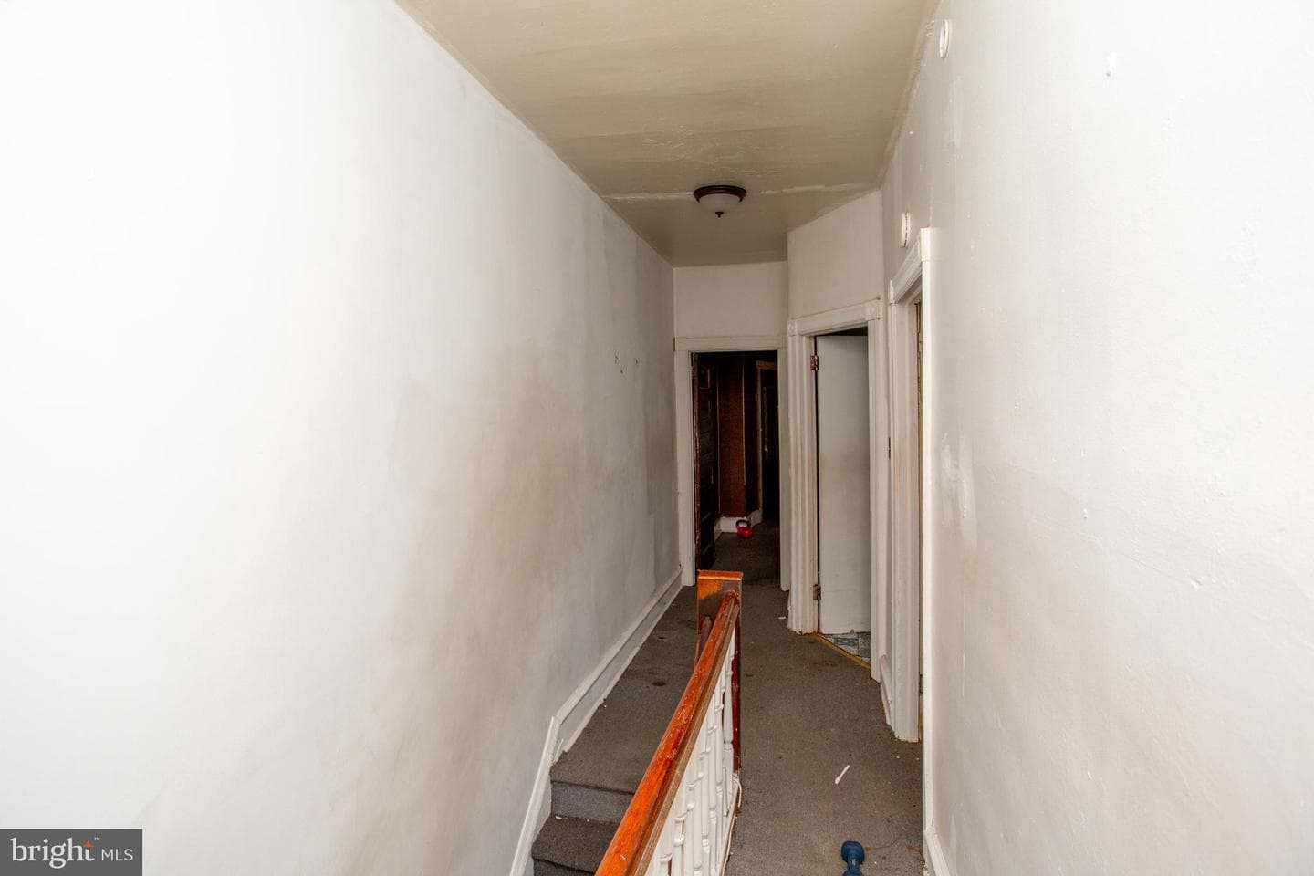 814 E Woodlawn Street photo 41