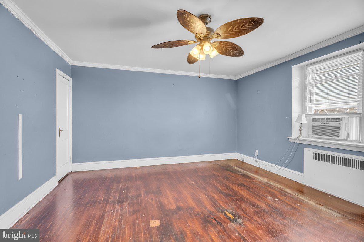 3240 Longshore Avenue photo 17