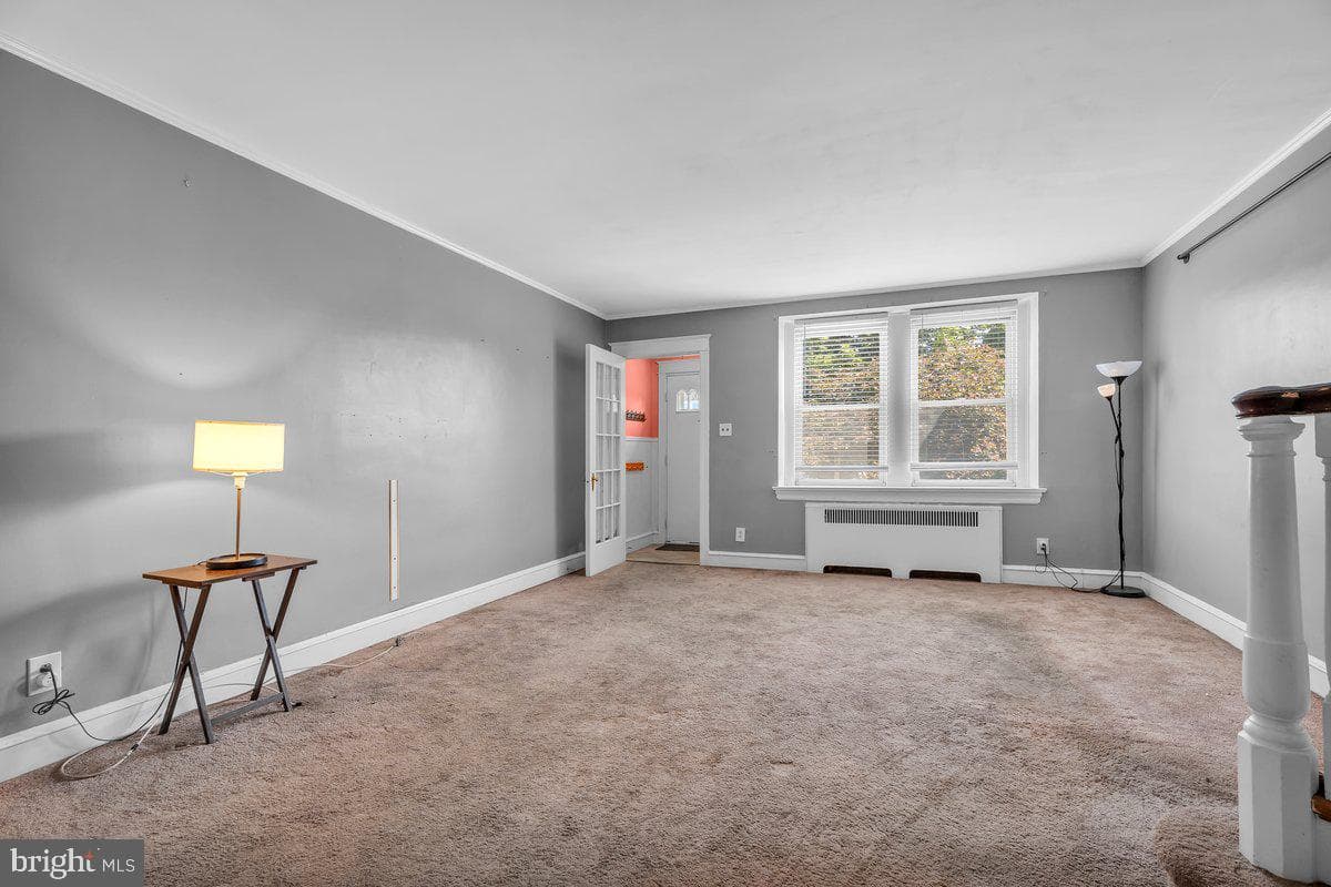 3240 Longshore Avenue photo 8
