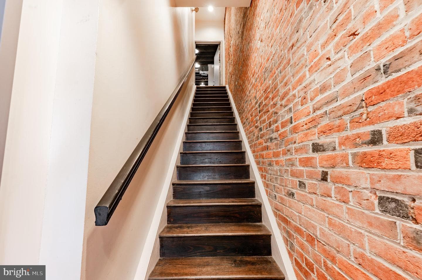 319 Bainbridge Street photo 26