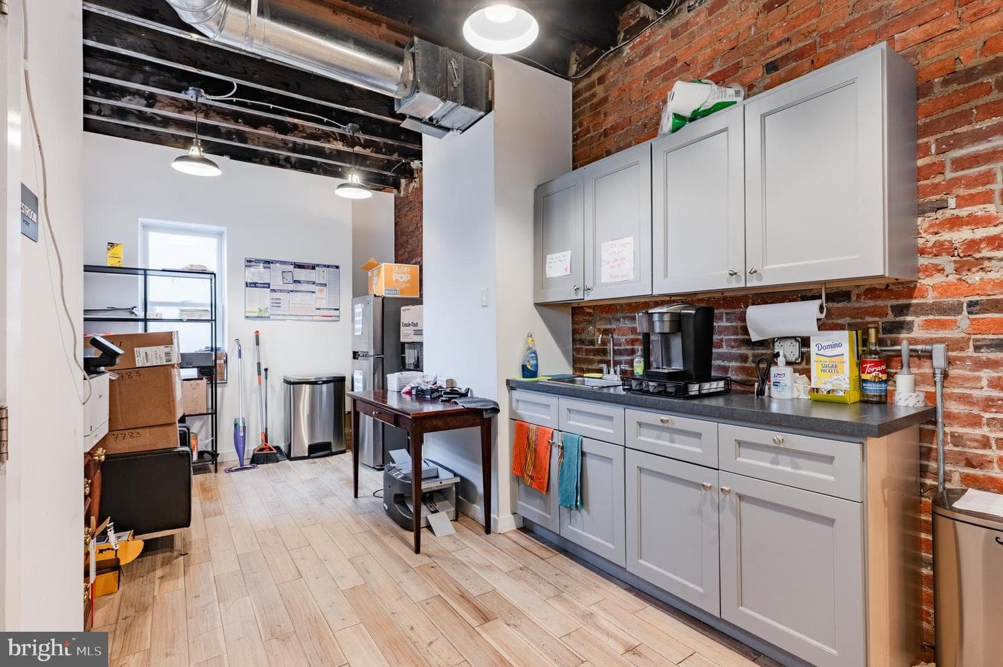 319 Bainbridge Street photo 6